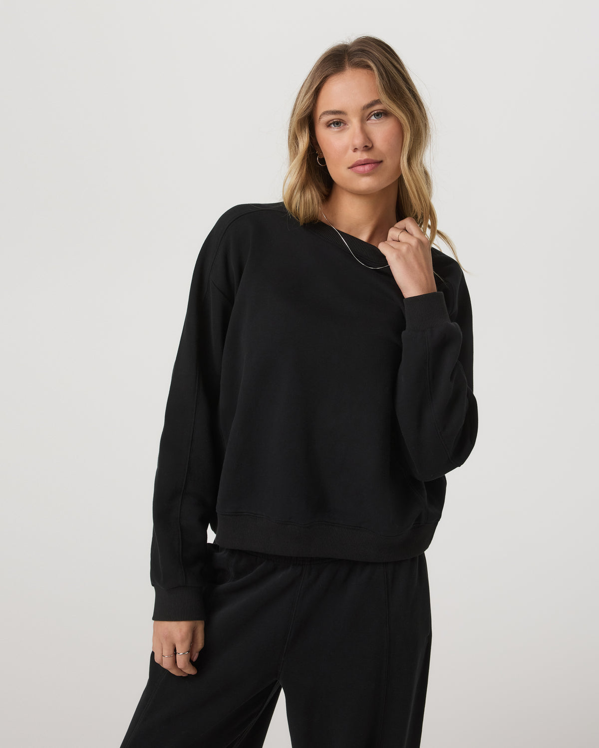 Sedona Seams Crew Women's Black Fleece Sweatshirt