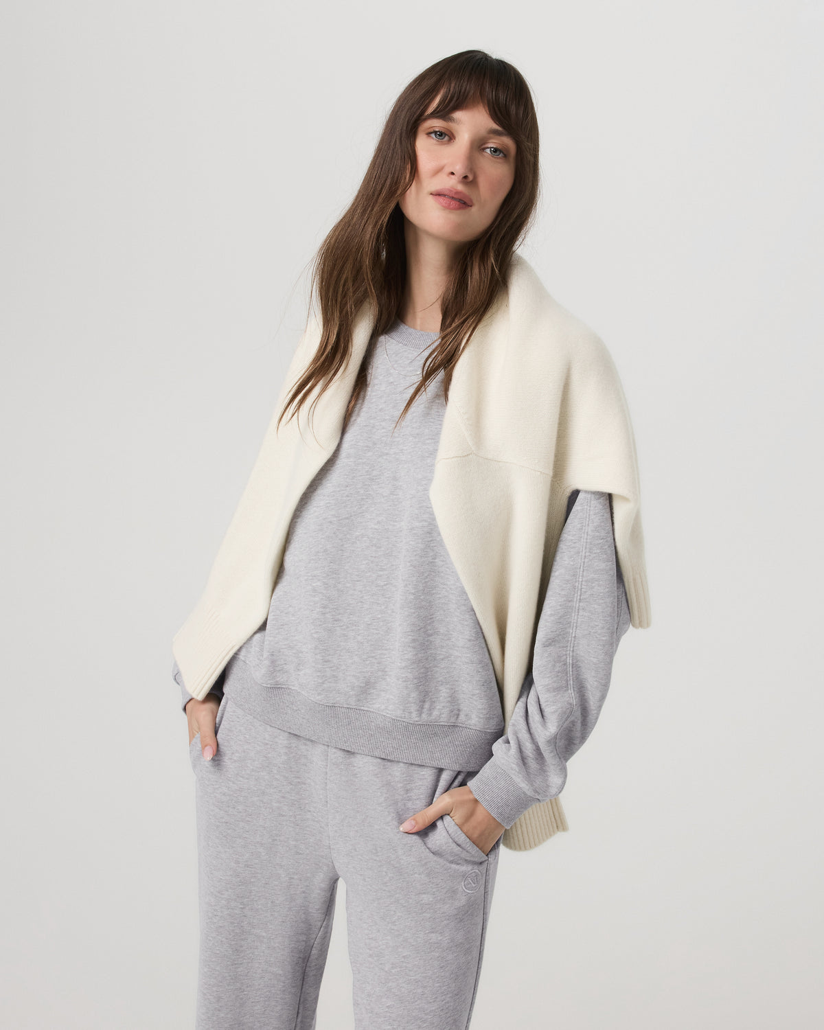 Sedona Seams Crew Women's Light Heather Grey Sweatshirt - Image 5