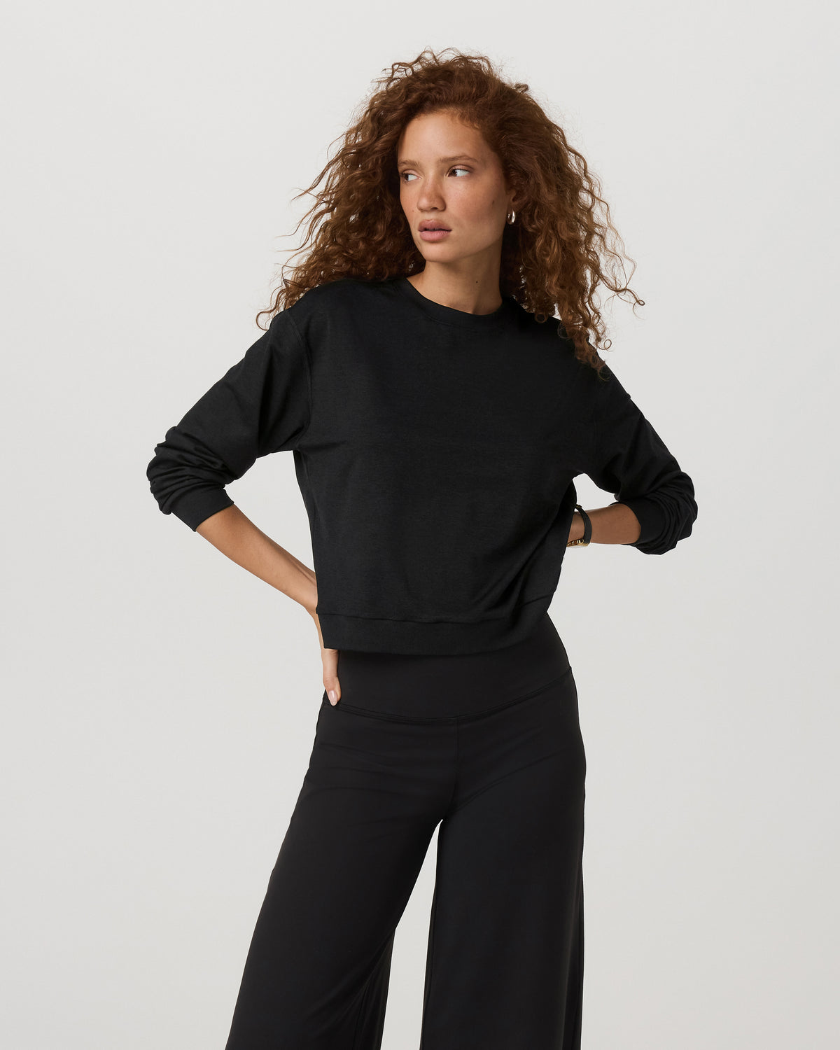 Halo Modern Crew Women's Black Heather Sweatshirt