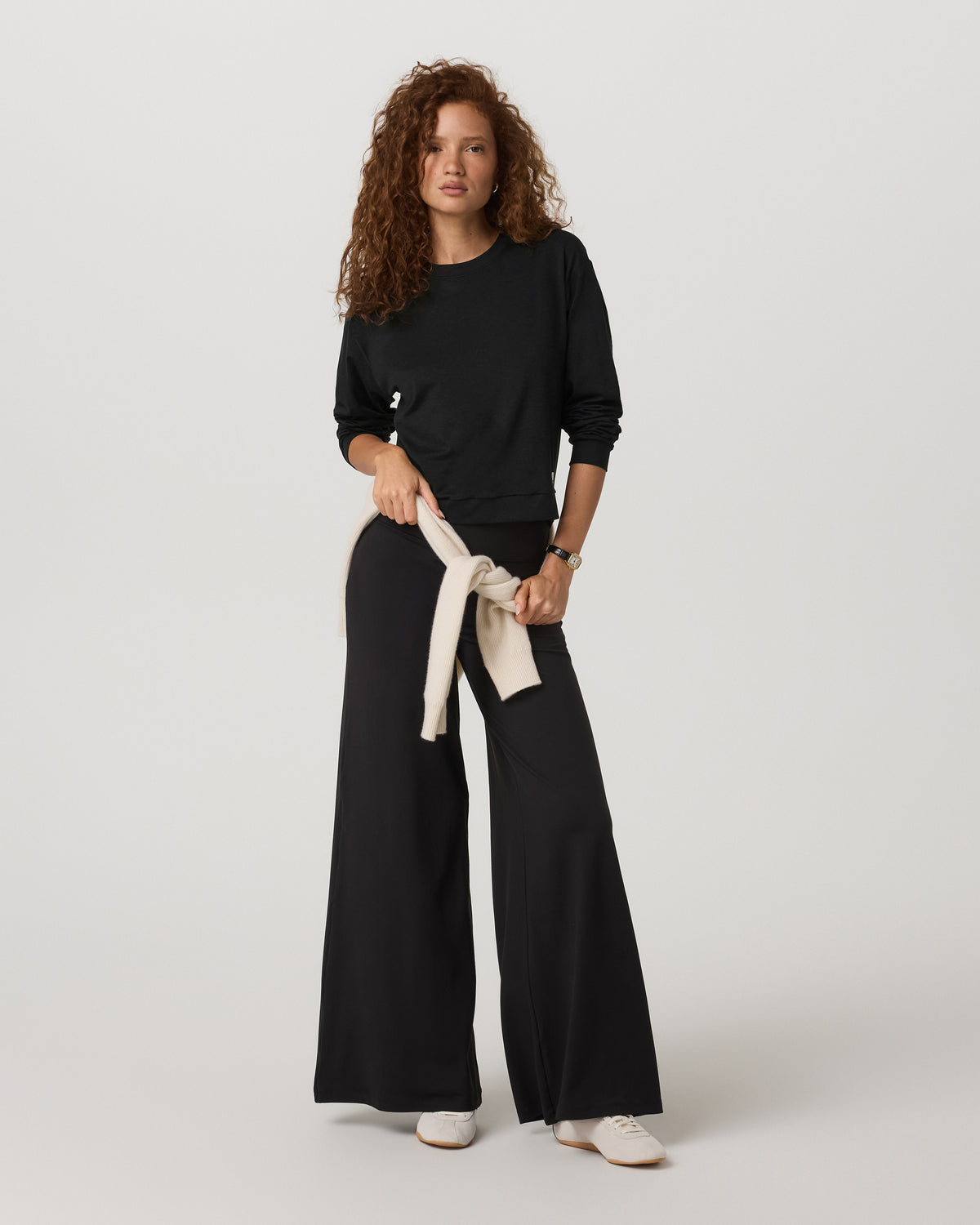 Halo Modern Crew Women's Black Heather Sweatshirt - Image 6