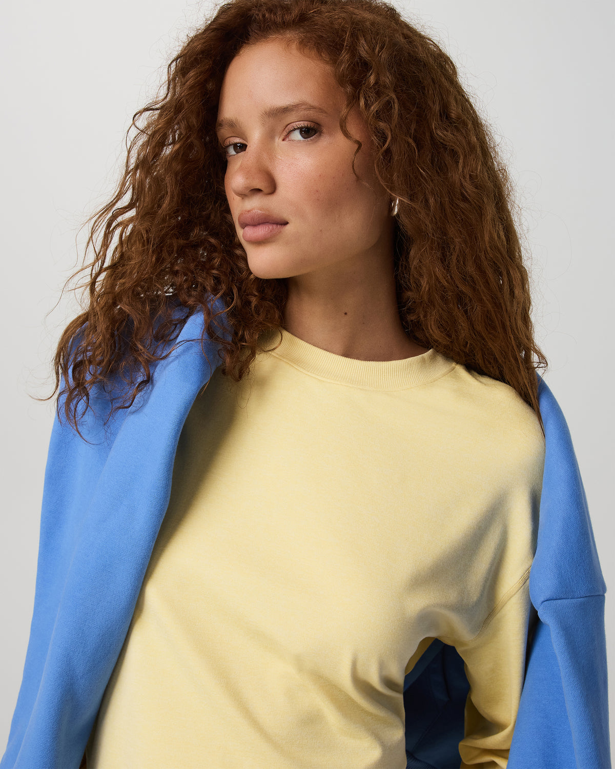 Halo Modern Crew Lemon Snap Heather Lounge Sweatshirt - Image 2