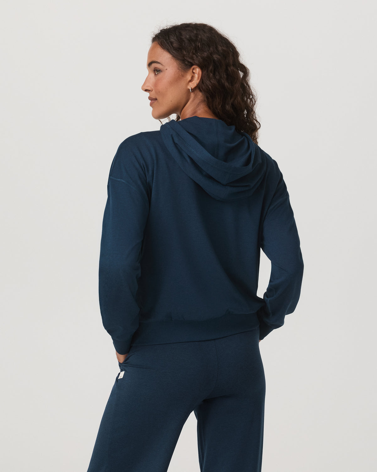 Halo Pullover Hoodie Women's Blue Coast Heather Hoodie - Image 3