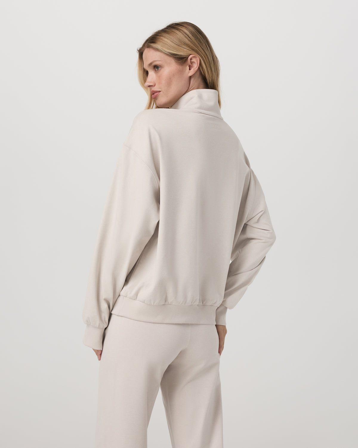 Granite Half Zip Women's Oatmeal Heather Sweatshirt - Image 3