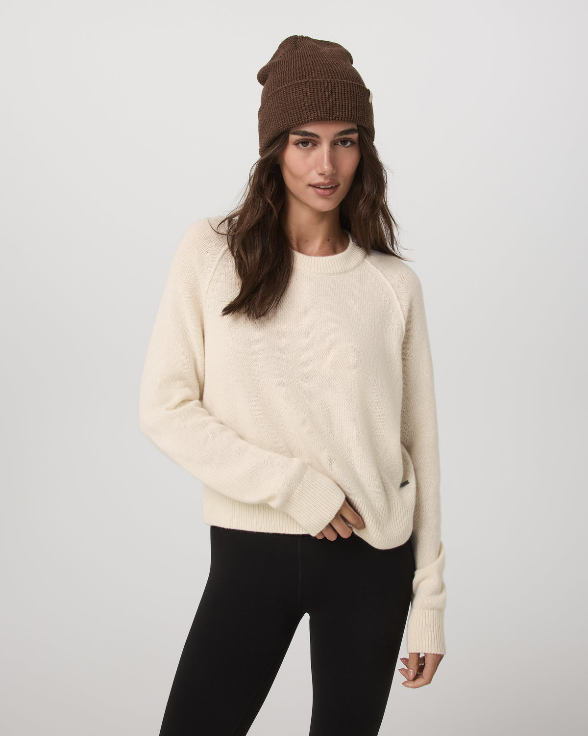 ??milie Cashmere Crew Women's Porcelain Pullover