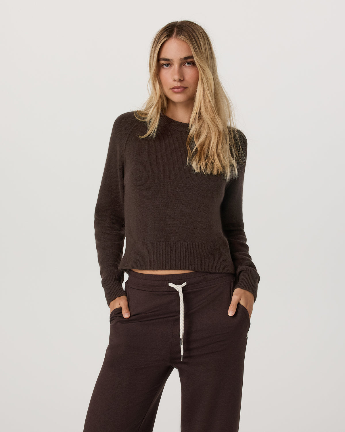 ??milie Cashmere Crew Women's Java Pullover - Image 2