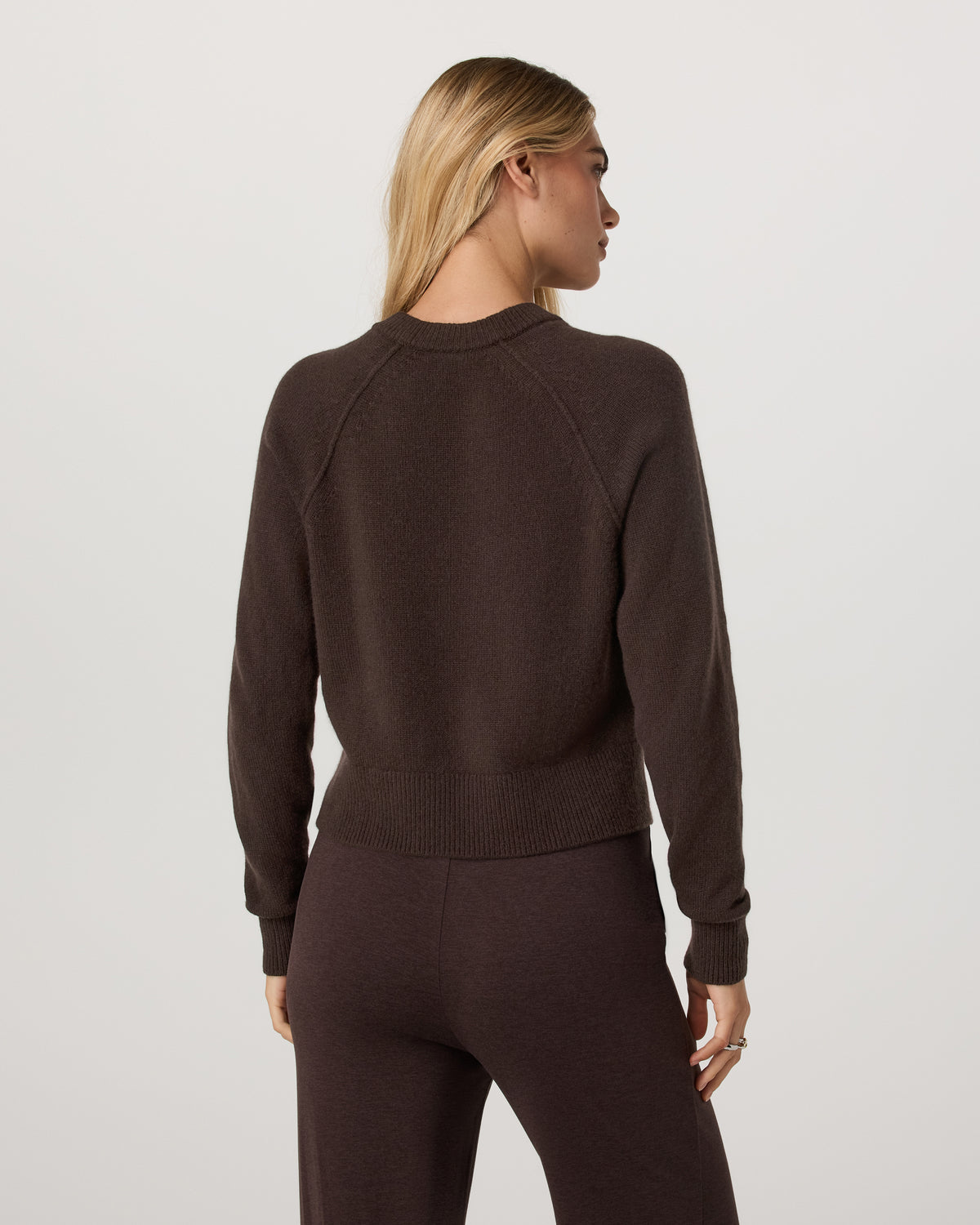 ??milie Cashmere Crew Women's Java Pullover - Image 3