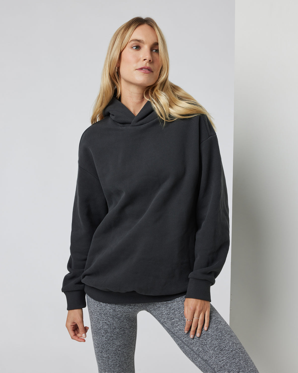 Restore Oversized Hoodie Washed Black