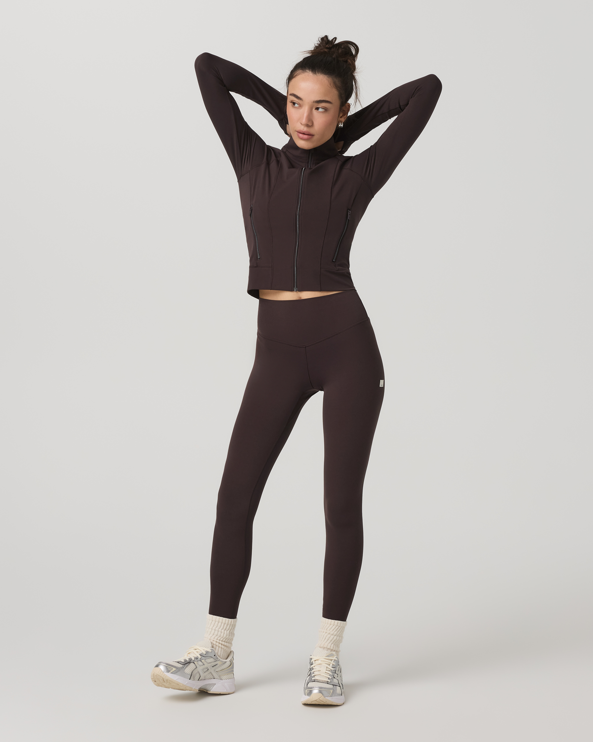 Vuori AllTheForm? Fitness Jacket Women's French Roast Jacket - Image 6