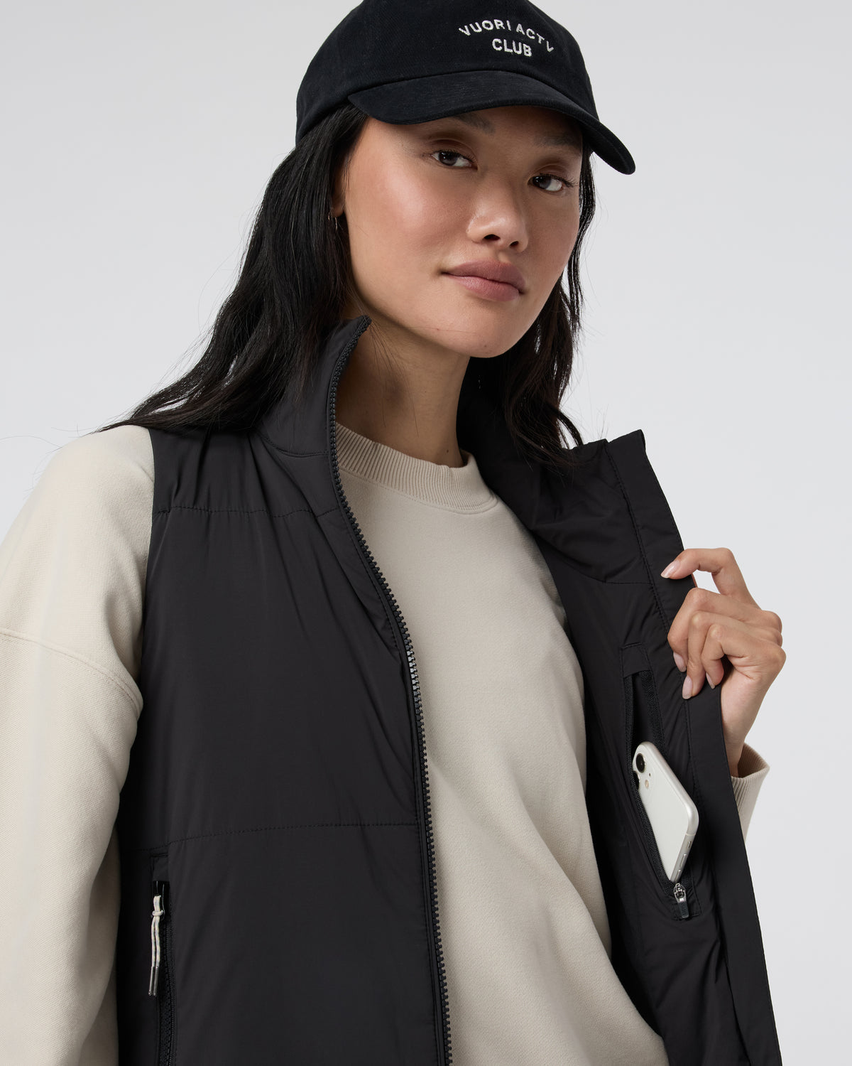 Canyon Insulated Vest Women's Black Vest - Image 4