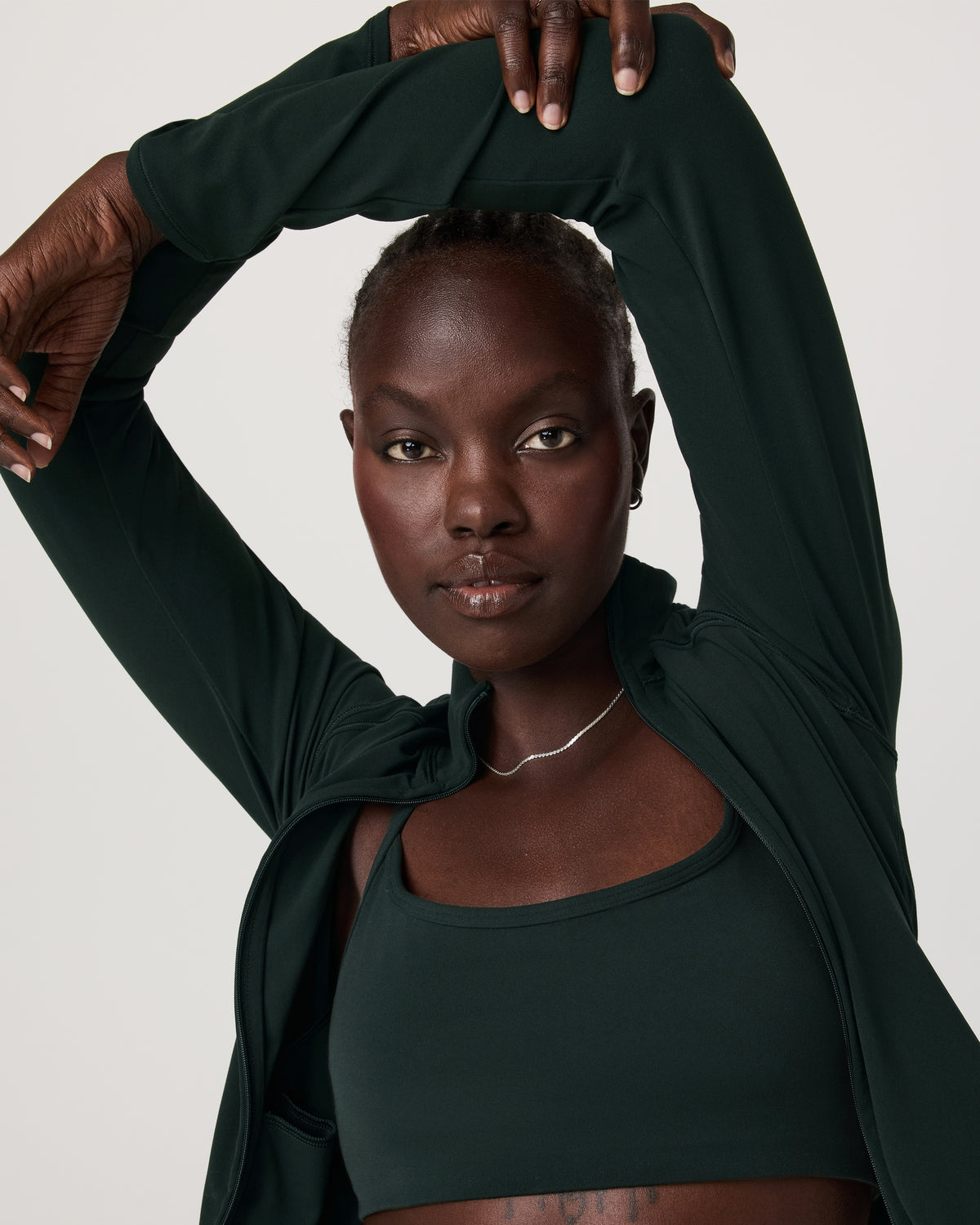 Vuori AllTheFeels? Full Zip Women's Evergreen Jacket - Image 4
