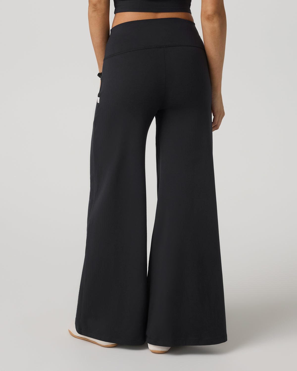 Halo Easy Wideleg Pant - Long Women's Solid Black Pants - Image 3