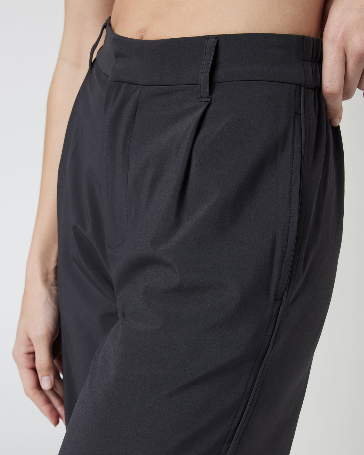 Villa Trouser-Short Black Tailored Pants - Image 4