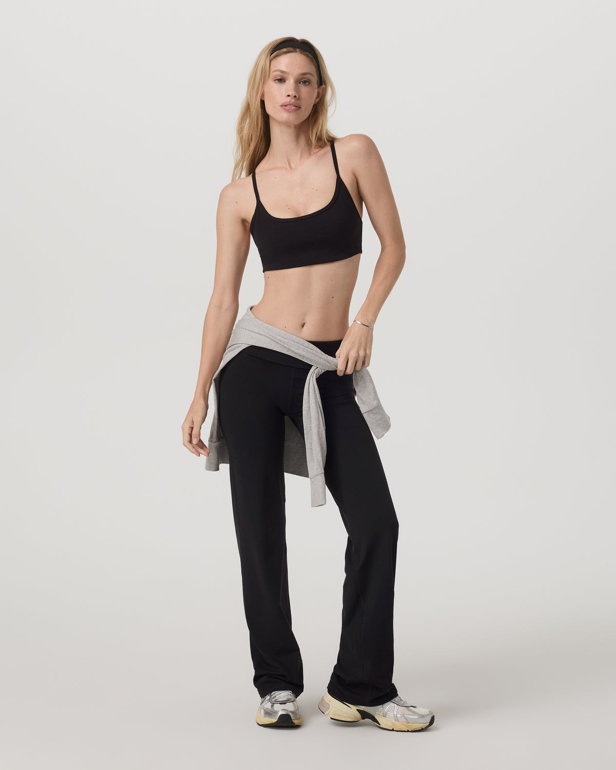 Vuori AllTheFeels? Foldover Pant Women's Black Pants - Image 4