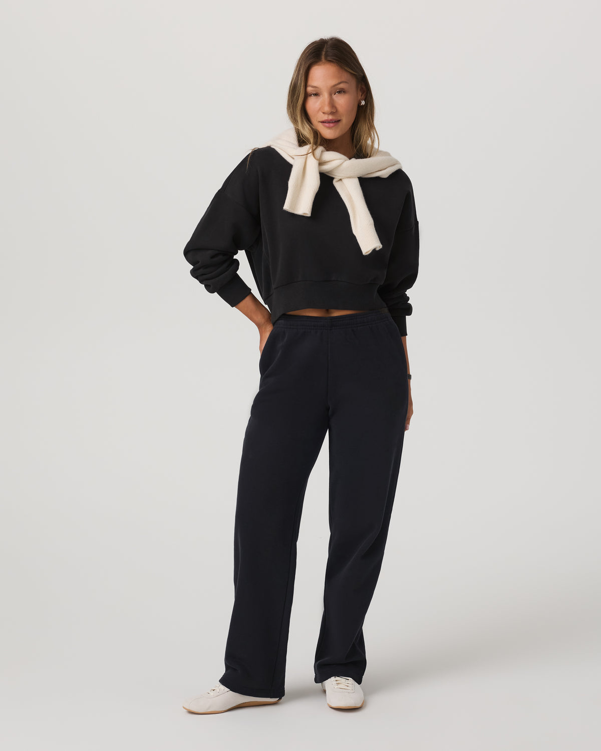 Women's Restore Straight Leg Sweatpant Washed Black - Image 4