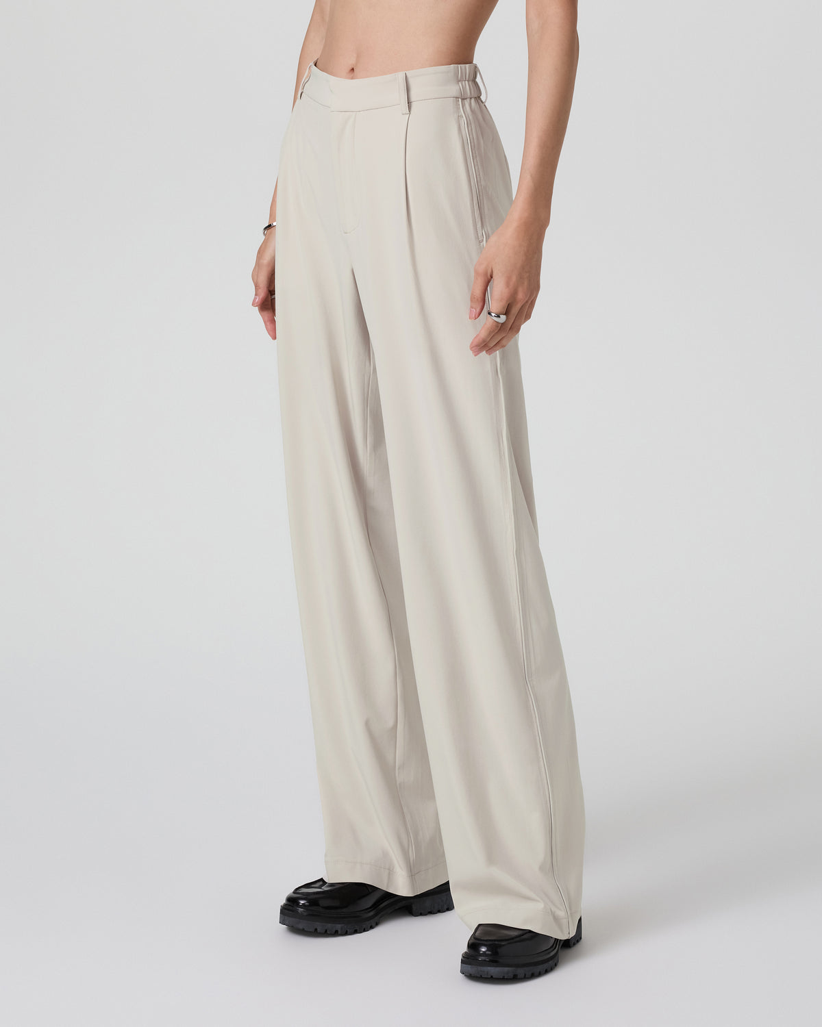 Villa Trouser-Short Mushroom Tailored Pants