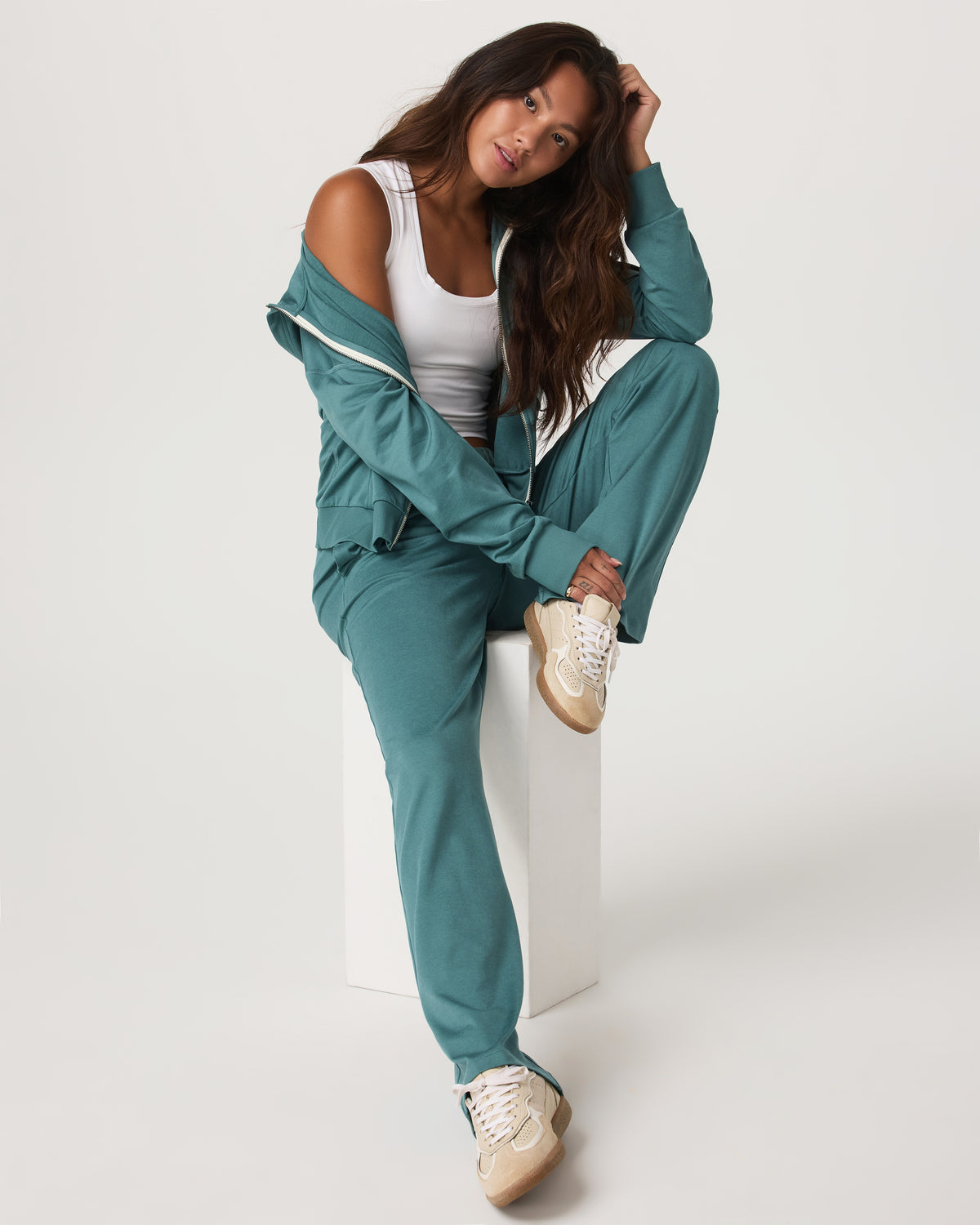Women's Halo Modern Strght Leg Pant - Short Bluegrass