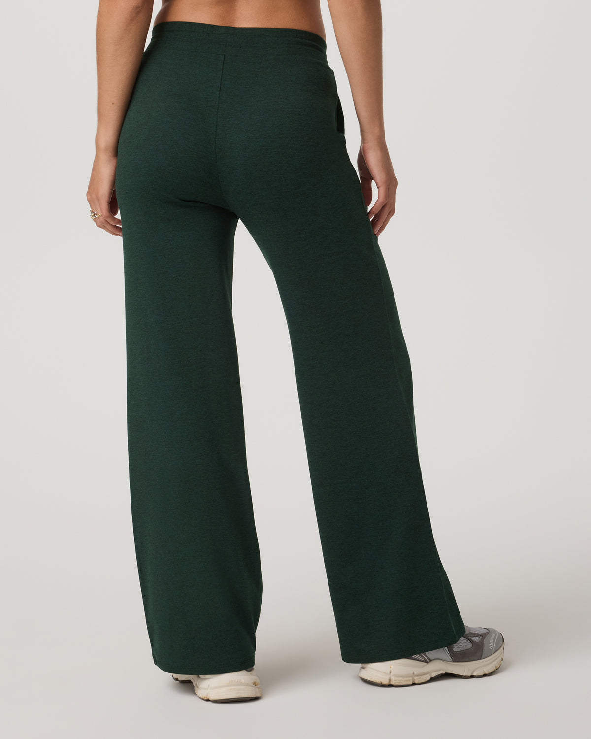 Halo Wideleg - Short Women's Evergreen Wideleg Pants - Image 3