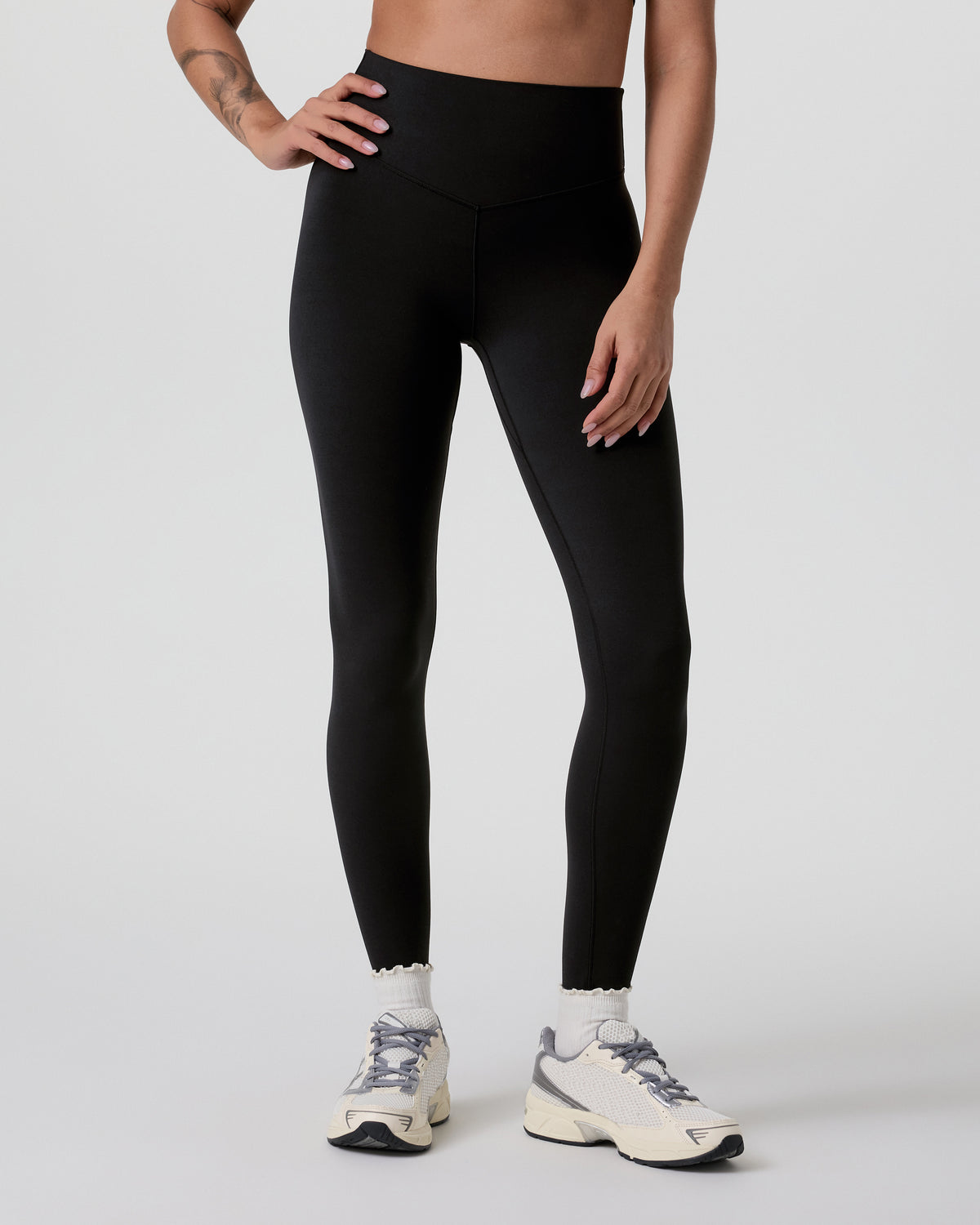 Vuori AllTheForm Legging - Long Black - Image 4