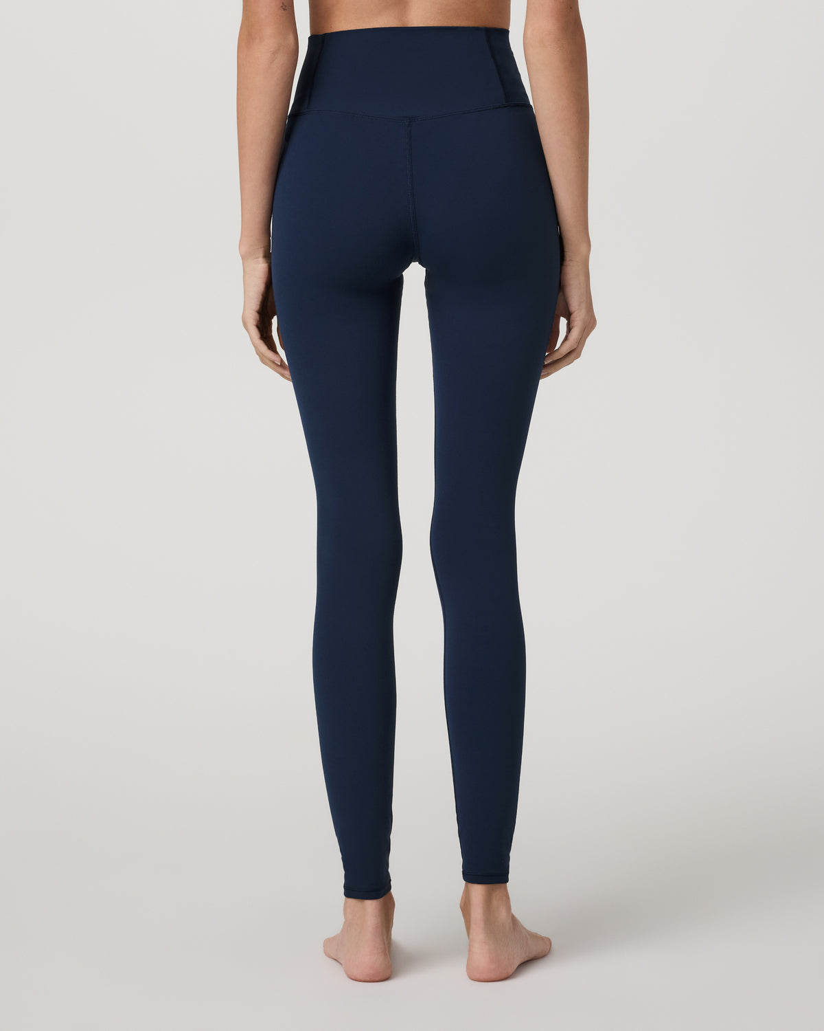 Vuori AllTheFeels? Legging - Long Blue Coast Leggings - Image 3
