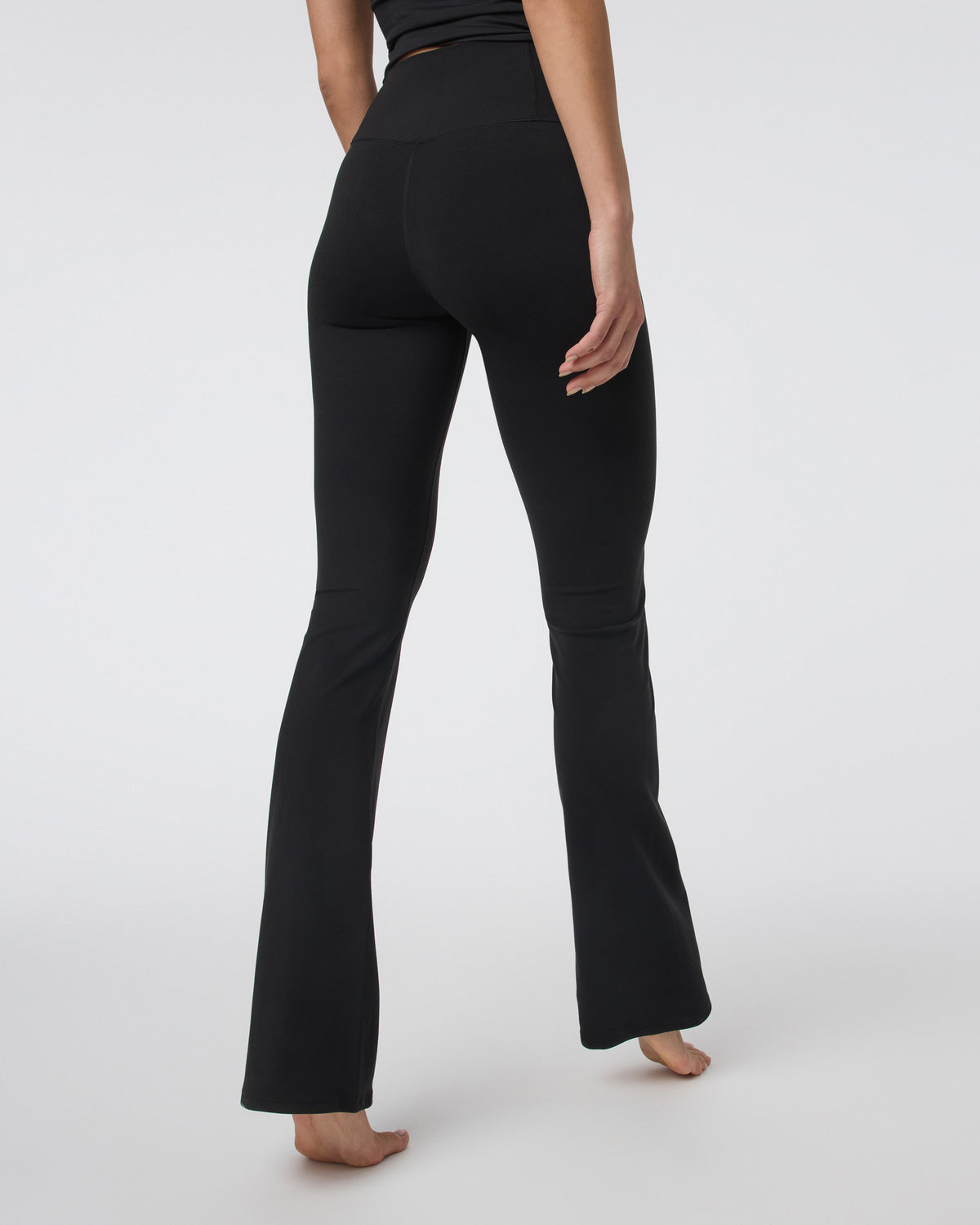 Vuori AllTheFeels? Slim Flare - Long Black - Image 3