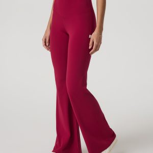 Vuori AllTheForm? Flare - Short Strawberry Leggings