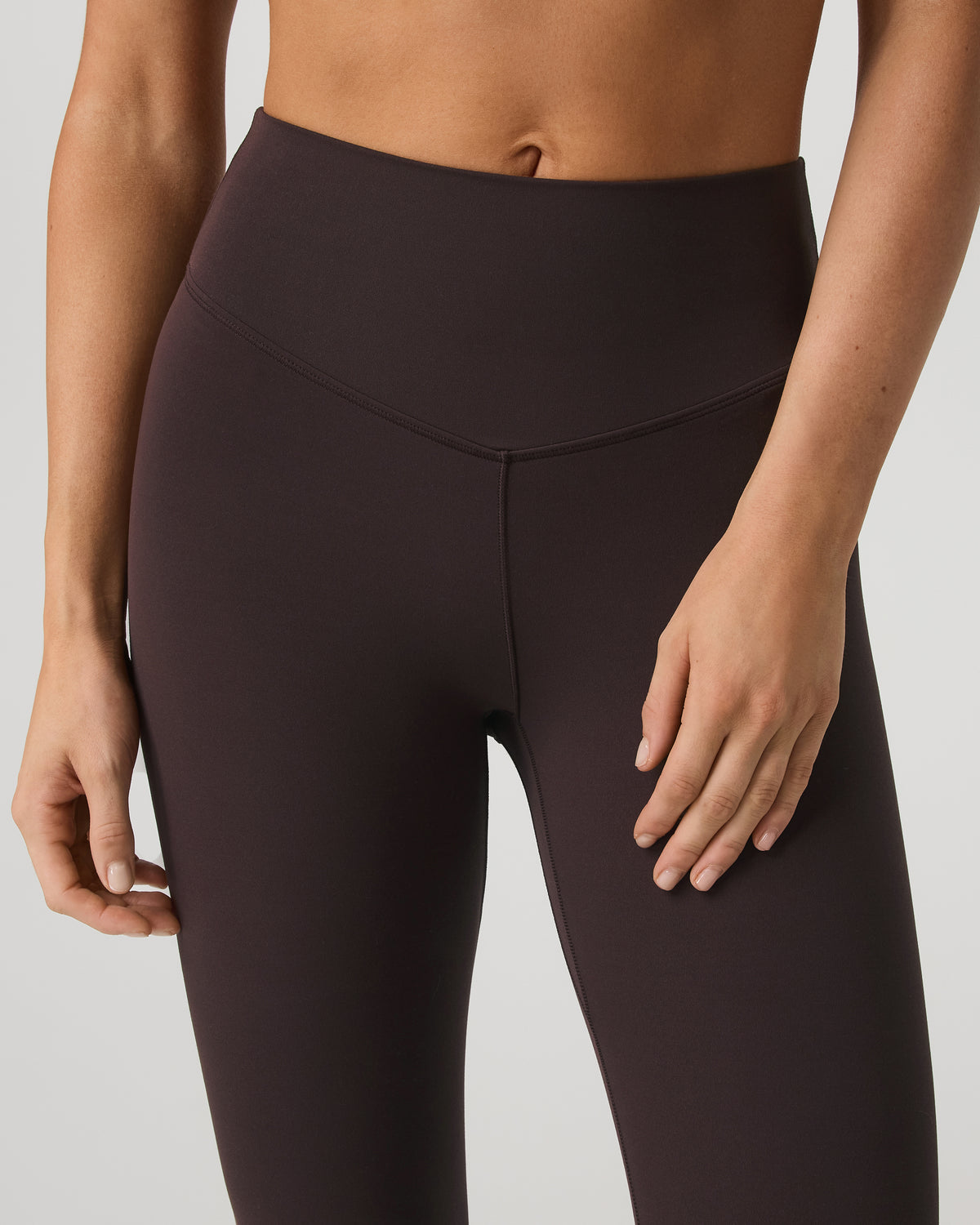 Vuori AllTheForm? Legging - Long Women's French Roast Leggings - Image 4