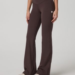 Vuori AllTheForm? Flare - Short Women's French Roast Leggings