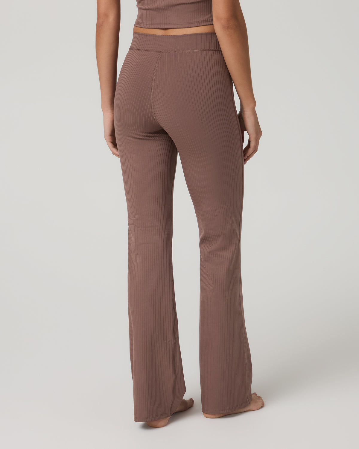 Inversion Rib Slim Flare Women's Sable Slim Flare Leggings - Image 3