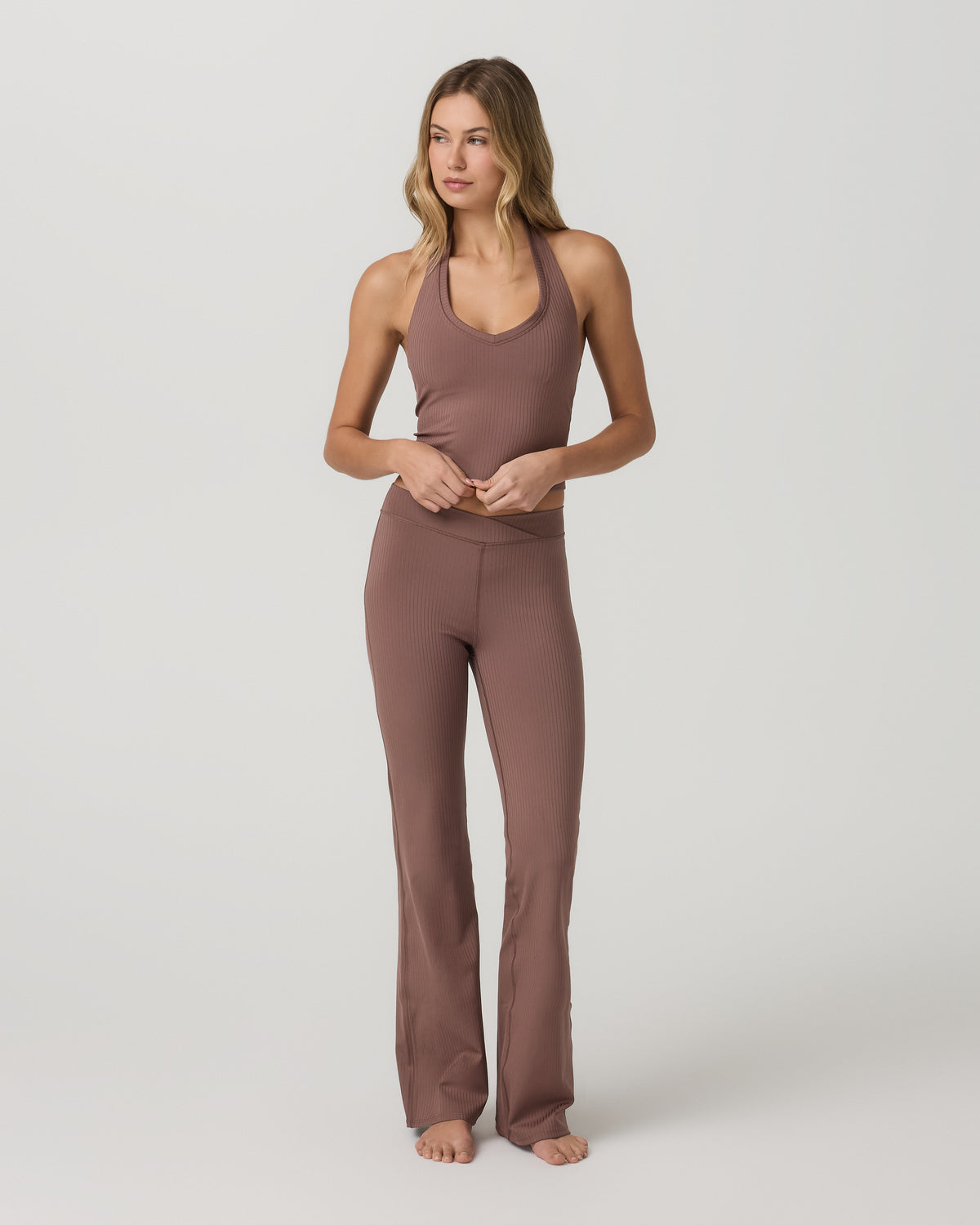 Inversion Rib Slim Flare Women's Sable Slim Flare Leggings - Image 6