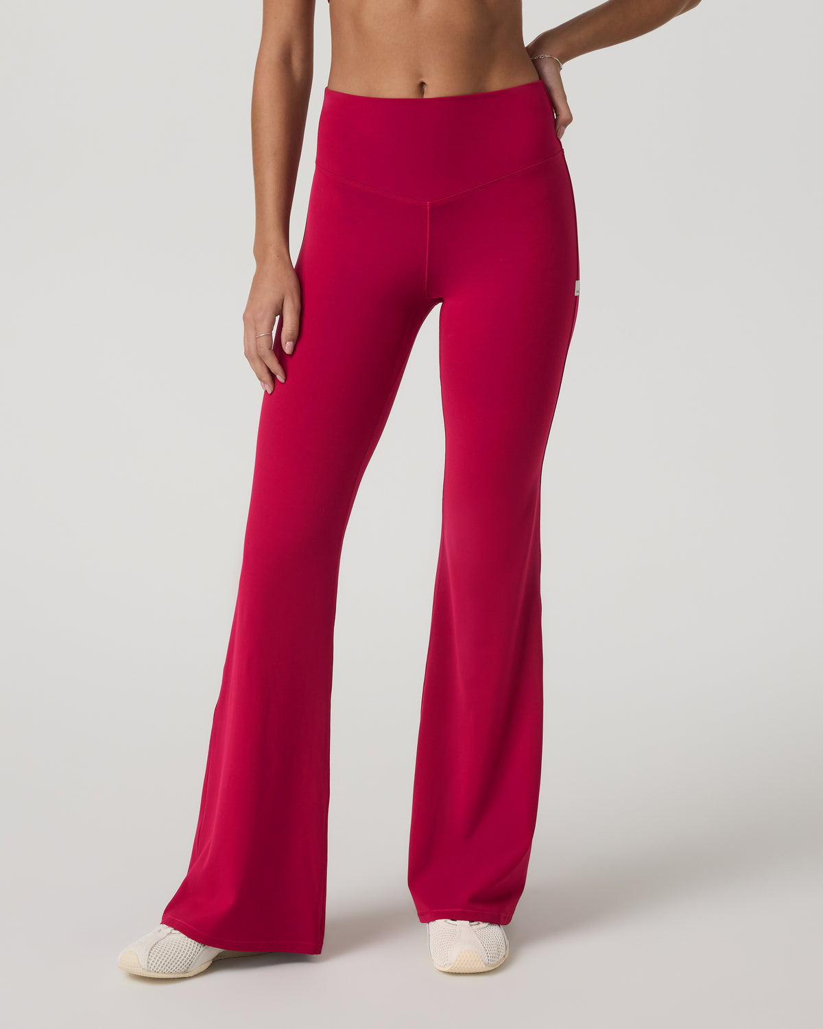 Vuori AllTheForm? Flare Strawberry Flare Leggings - Image 5