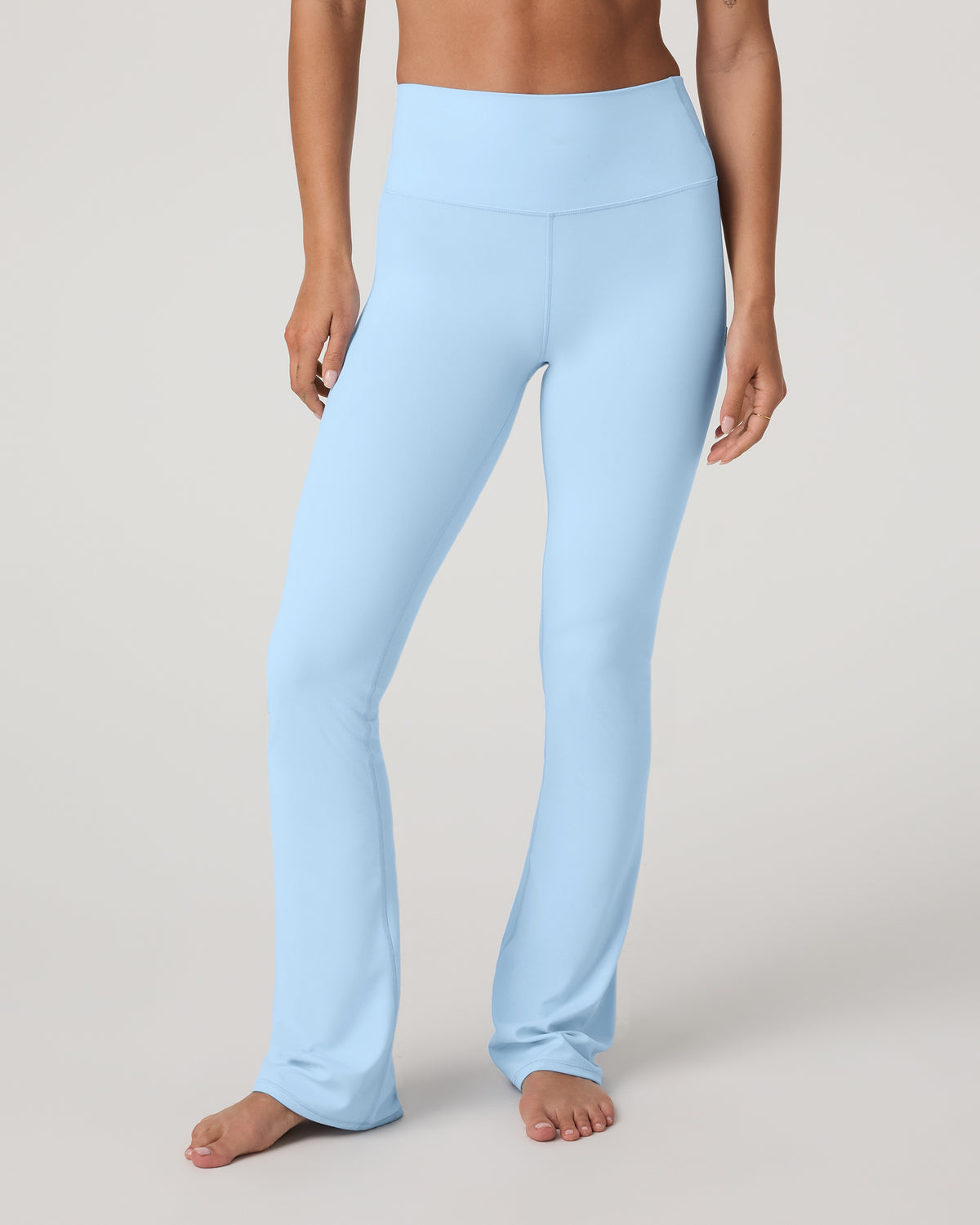 Vuori AllTheFeels? Slim Flare Crystal Blue Leggings