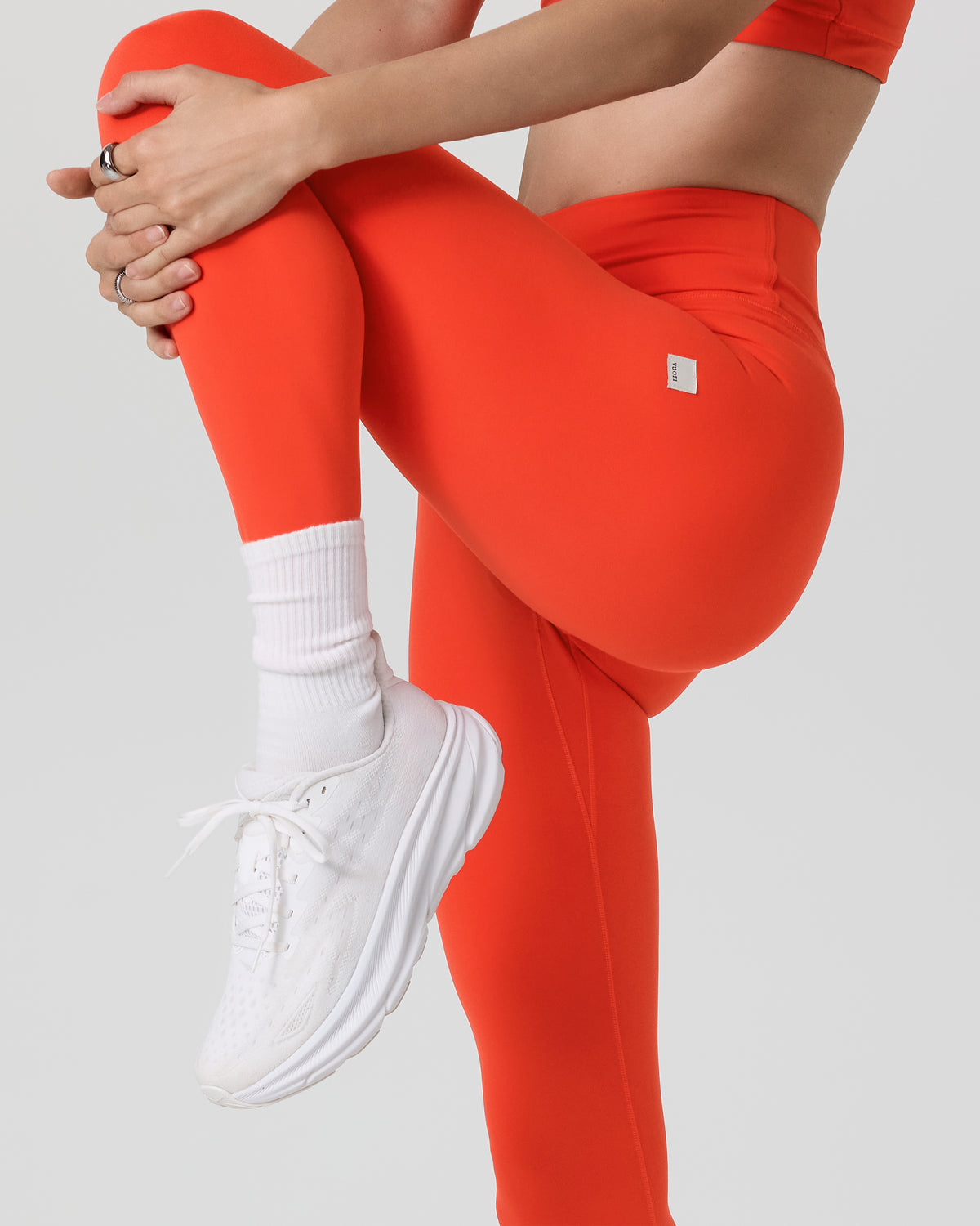 Vuori AllTheForm? Legging Bright Poppy - Image 2