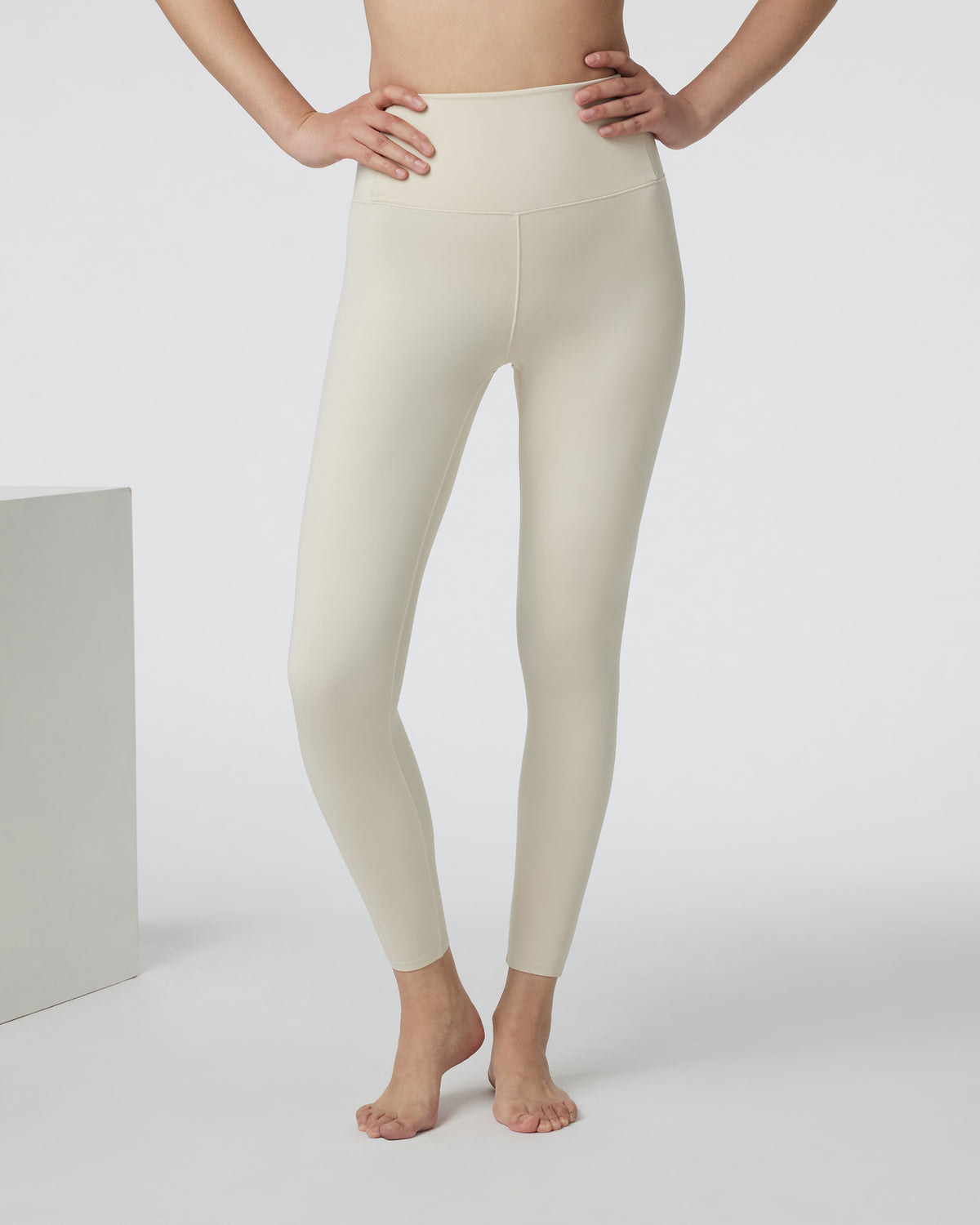 Evolve Legging Bone High-Rise Leggings