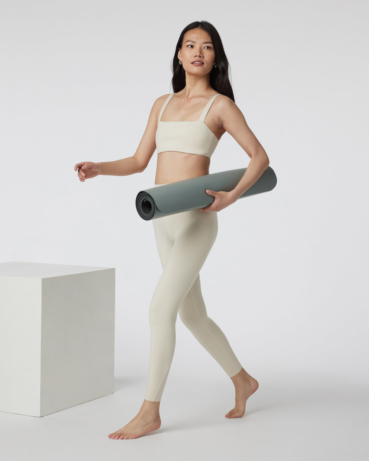 Evolve Legging Bone High-Rise Leggings - Image 2