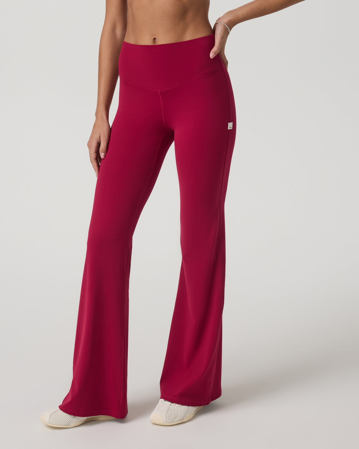 Vuori AllTheForm? Flare - Long Strawberry Leggings