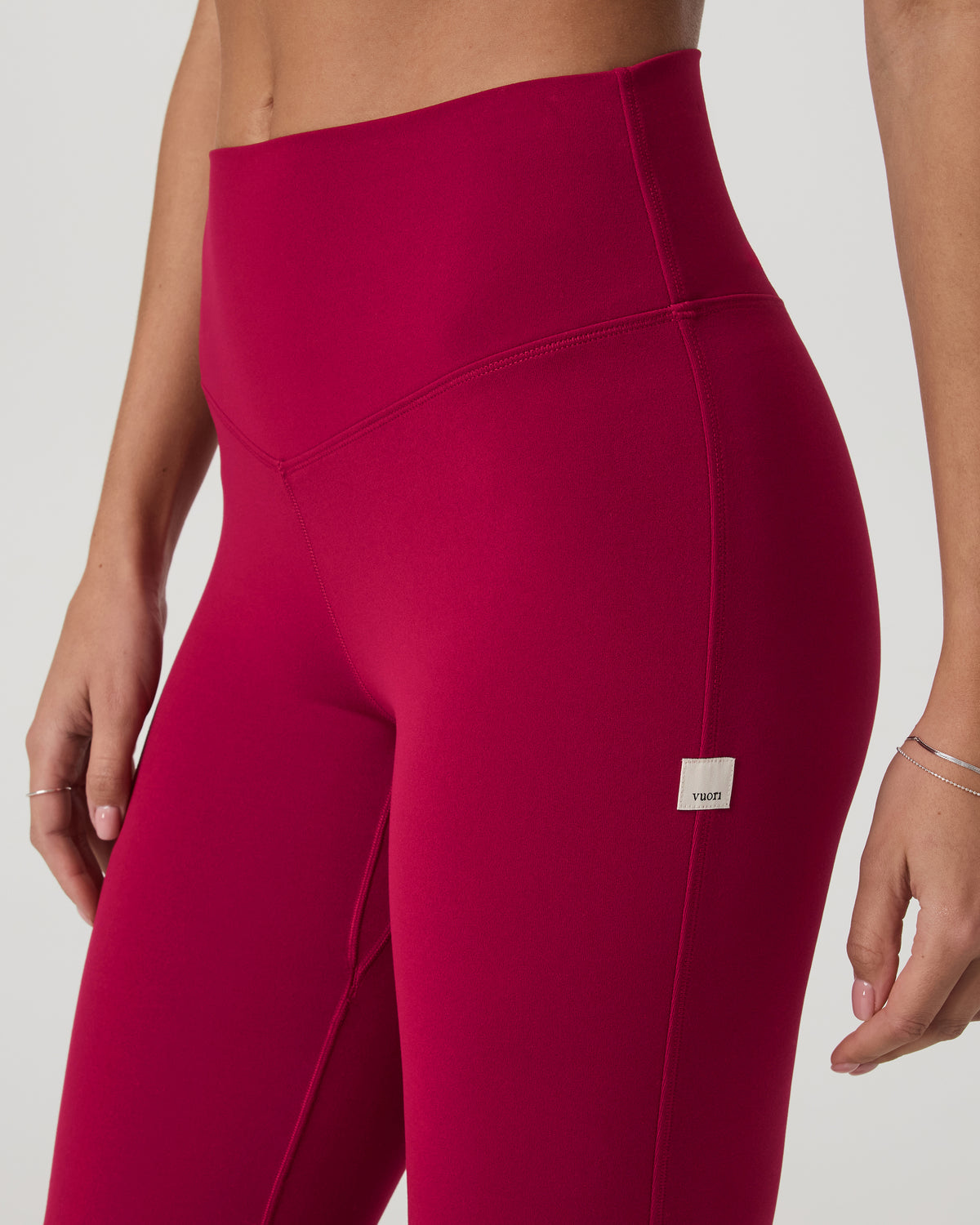 Vuori AllTheForm? Flare - Long Strawberry Leggings - Image 2