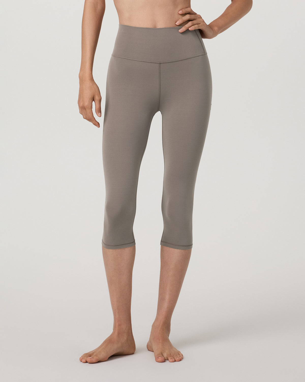 Vuori AllTheFeels? Crop Legging Smokey Taupe Leggings