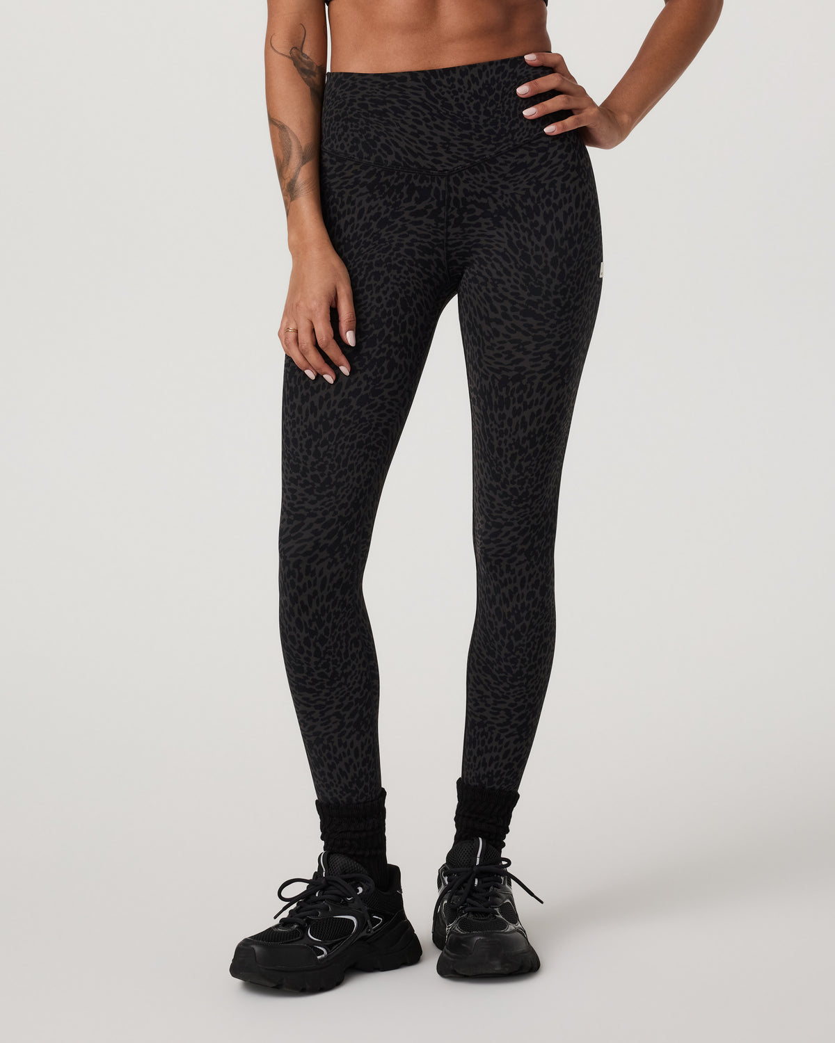 Vuori AllTheForm? Legging Black Blurred Torrent Legging