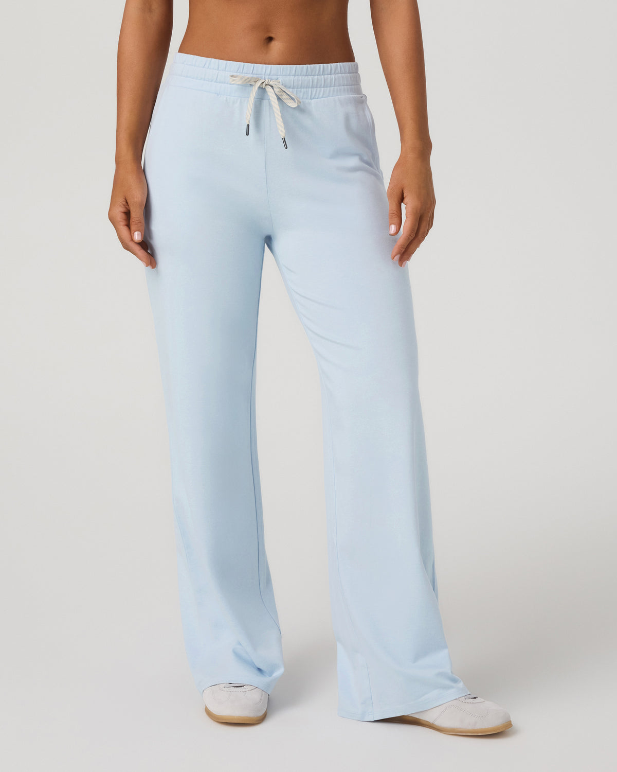 Halo Essential Wideleg - Short Soft Sky Heather Pants - Image 4