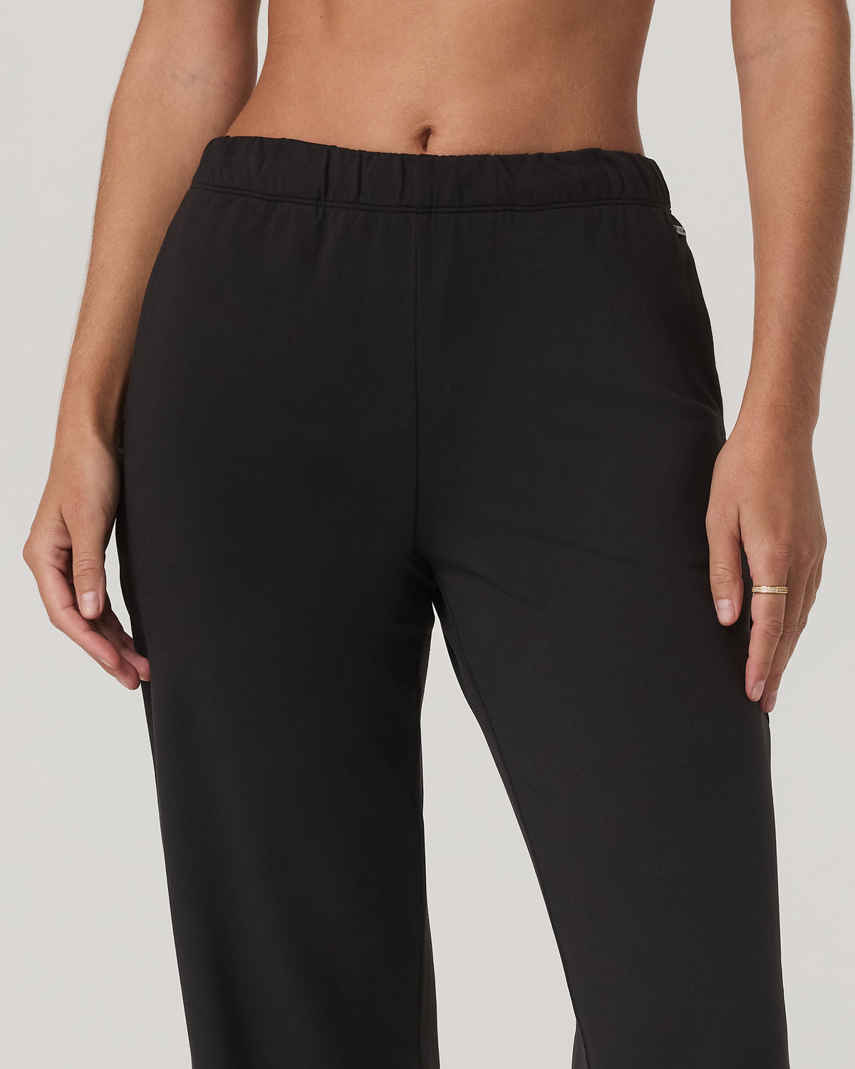 Women's Halo Modern Strght Leg Pant - Short Solid Black - Image 2
