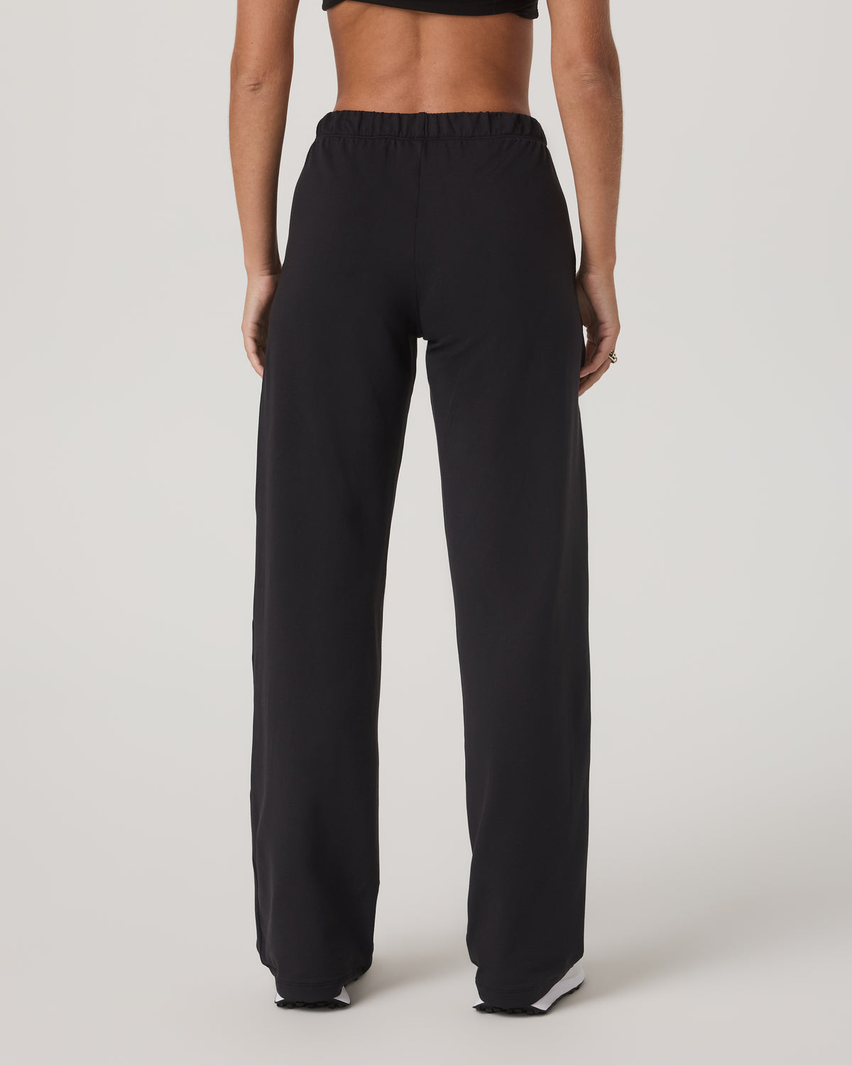 Women's Halo Modern Strght Leg Pant - Short Solid Black - Image 3