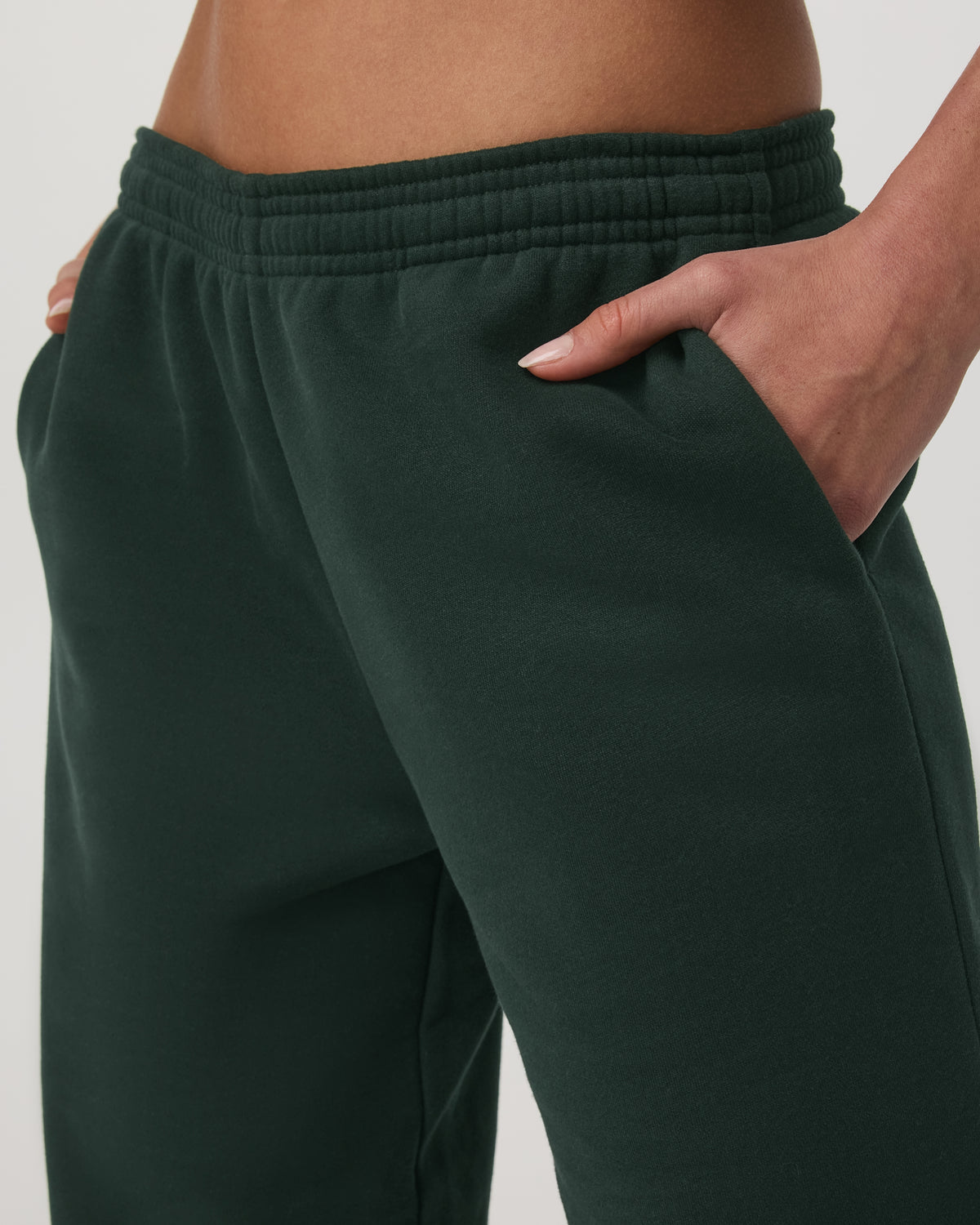 Restore Straight Leg Sweatpant Women's Evergreen Pants - Image 5