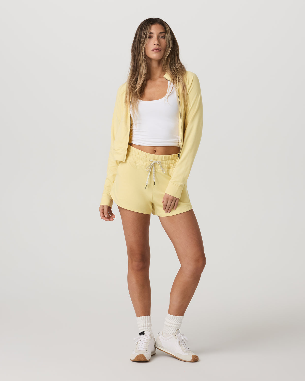 Women's Halo Performance Short 2.0 Lemon Snap Heather - Image 4