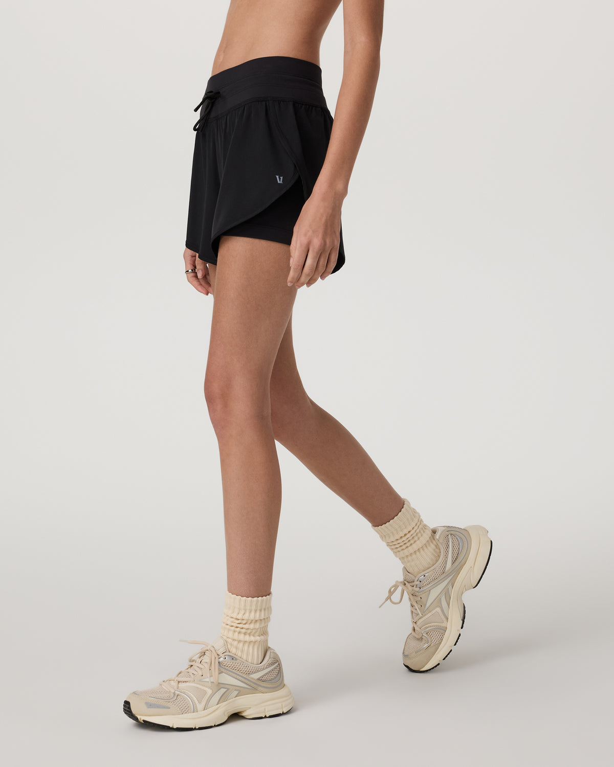 Daily Speed Short 2.5" Women's Black Fitness Shorts - Image 6