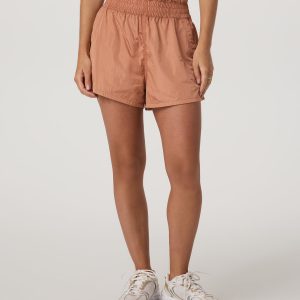 Dash Elevate Short Women's Desert Peach Fitness Shorts