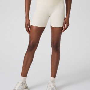 Inversion Rib Short Marshmallow