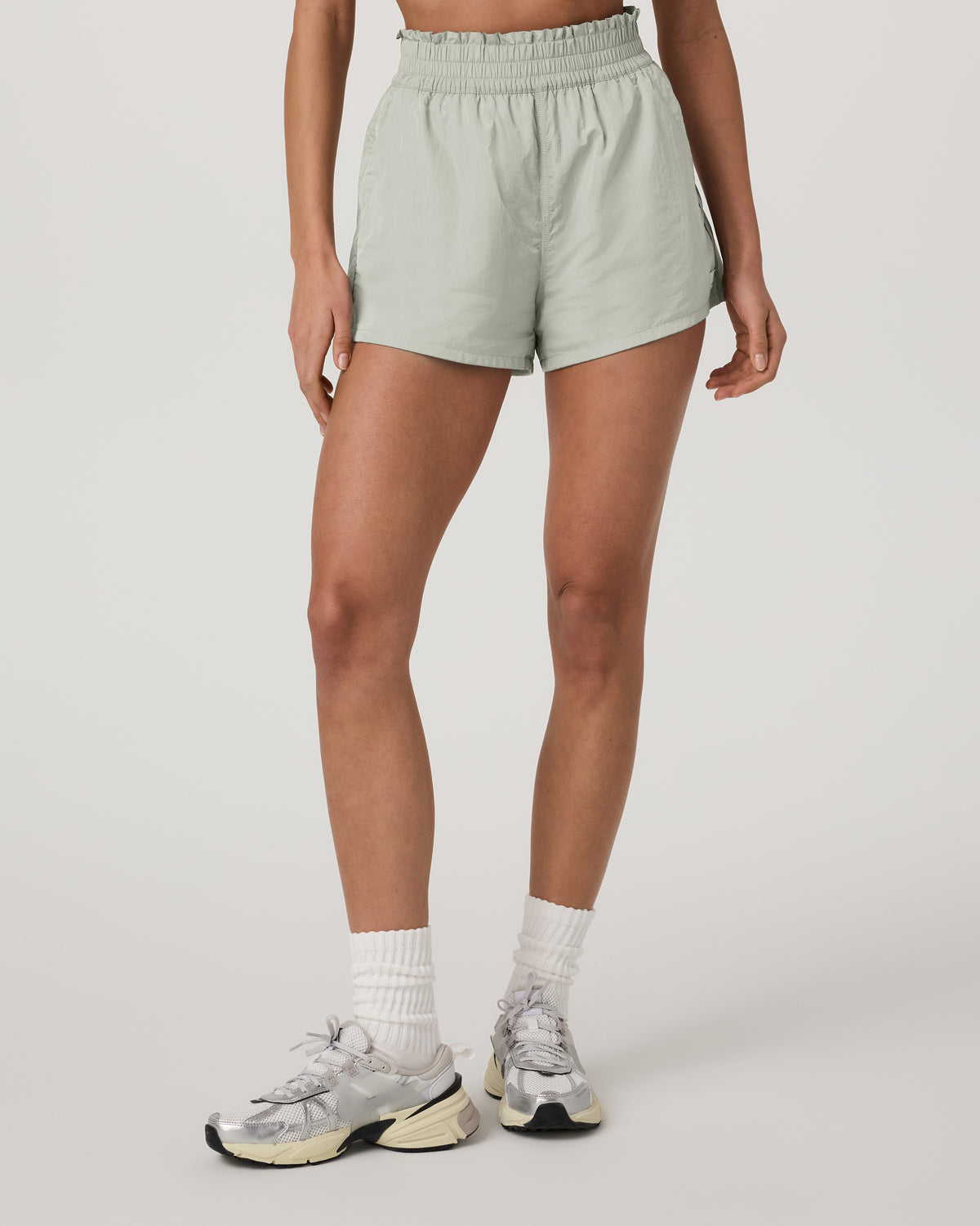 Dash Elevate Short Women's Talc Fitness Shorts - Image 2