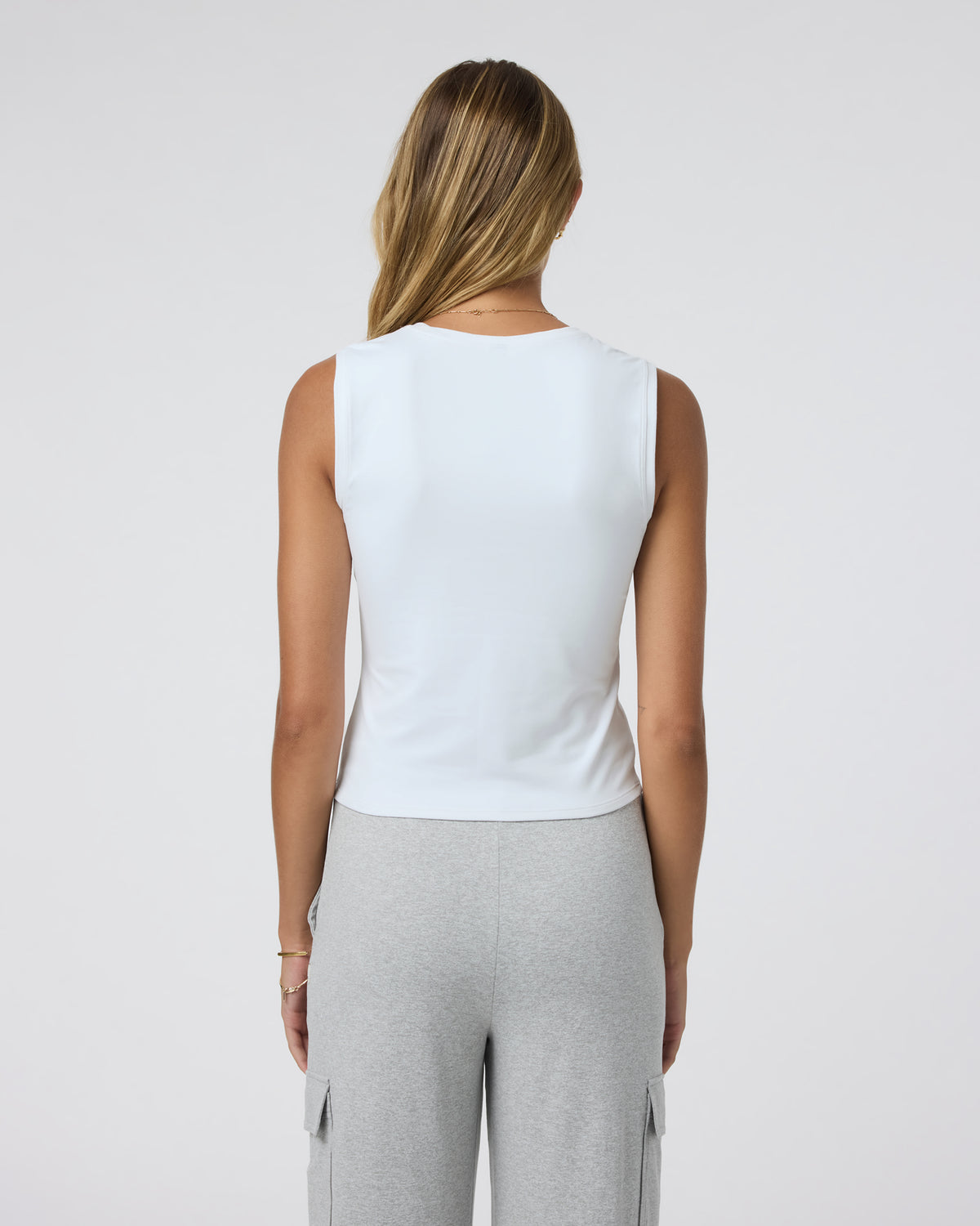 Halo Essential Scoop Tank White - Image 3