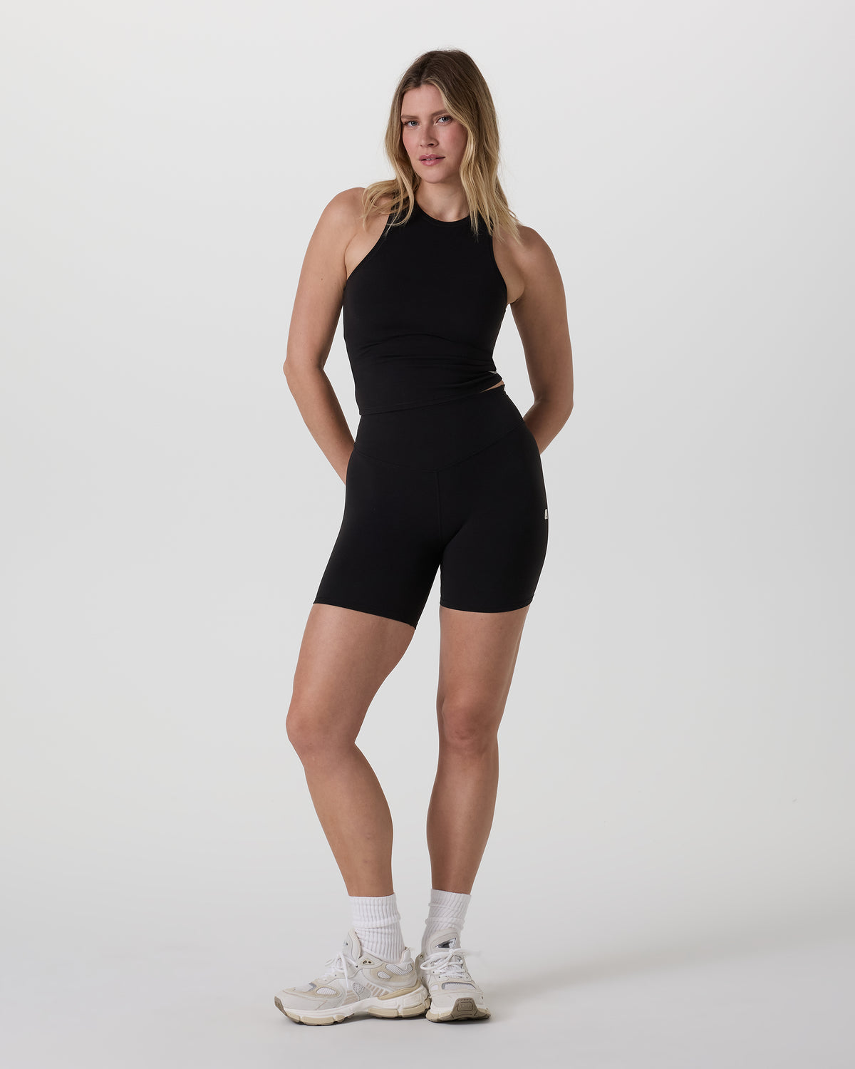 Vuori AllTheFeels Crew Tank Black - Image 6