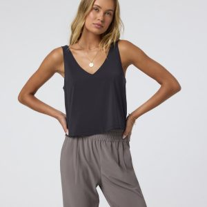 Villa Cropped Tank Black
